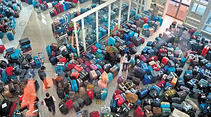 Nearly 400 Indigo flights cancelled on December 9 amid stabilising operations
