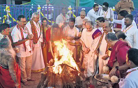 High priests of Kanaka Durga temple lit up the homa gundam on the day of relinquishment of bhavani deeksha festivities on Thursday.