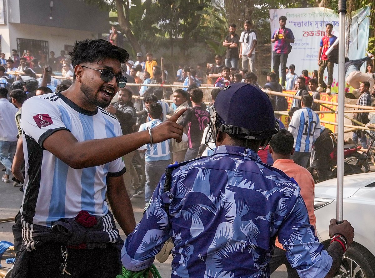 Political parties slam 'mismanagement' as Lionel Messi's Kolkata visit ends in chaos; CPI(M) calls it 'black day'