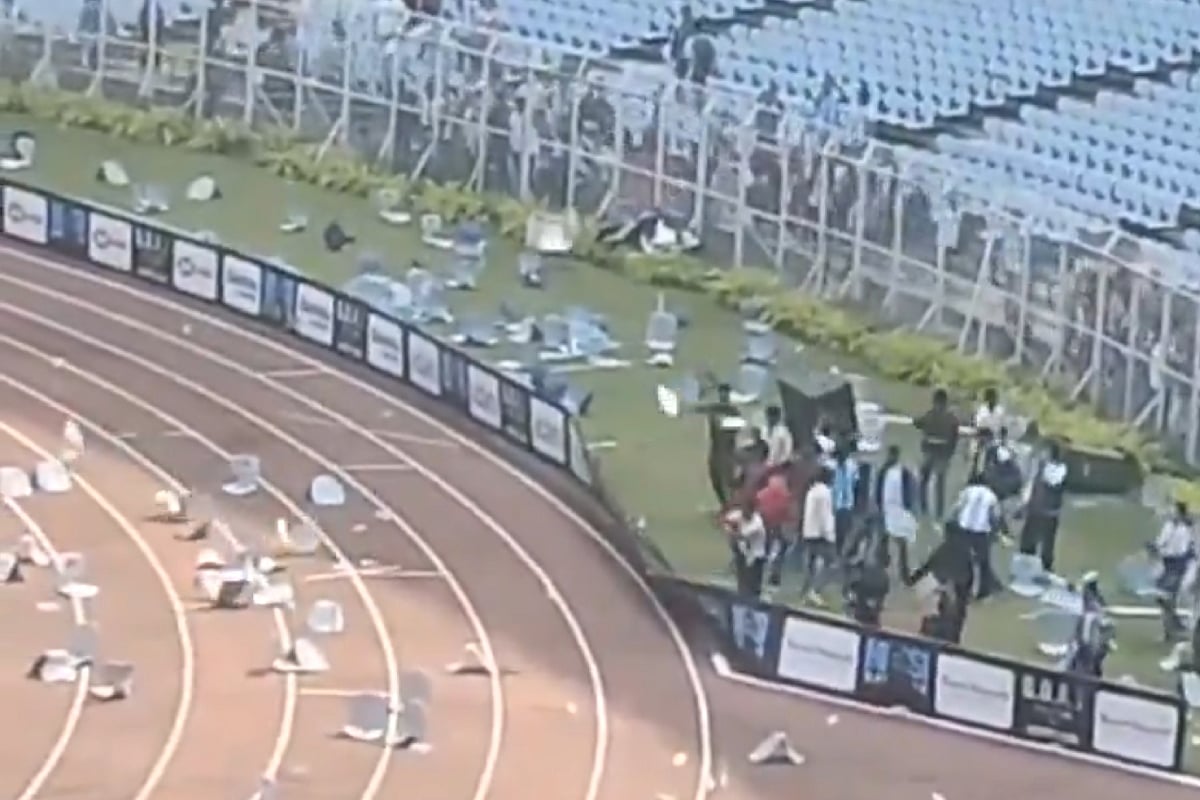 Chaos at Kolkata's Salt Lake Stadium as fans protest after failing to see Messi