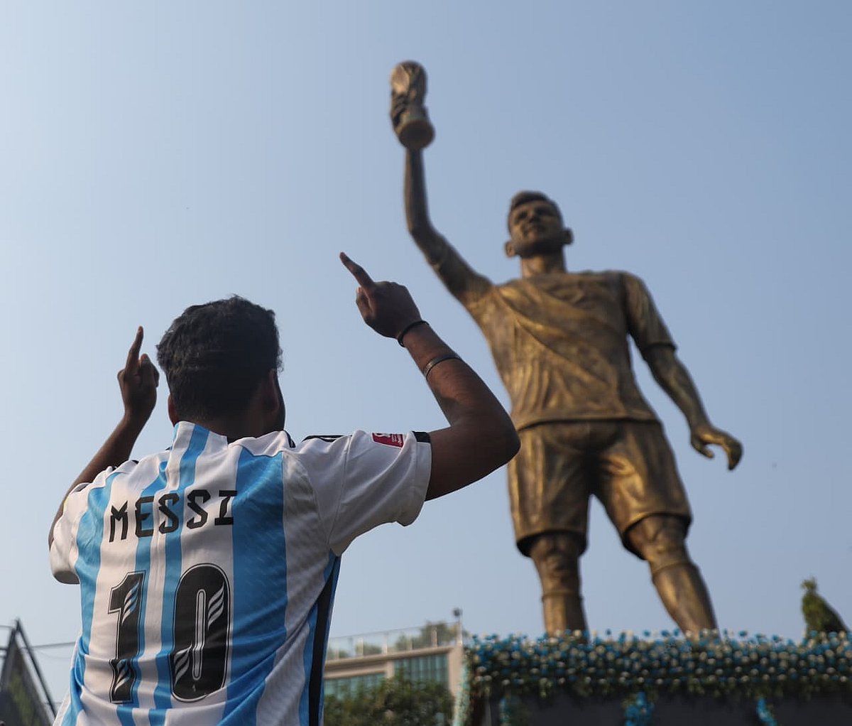 'We travelled all the way...': Heartbreak for fans as organisers mess up Messi event in Kolkata