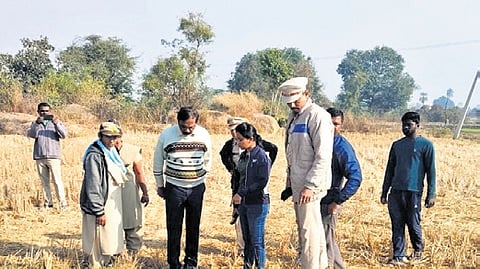 Kamareddy District Forest Officer (FDO) Nikitha Boga, Kamareddy FDO PV Rama Krishna and their team visited tiger pug marks area at Chukkapur -Ambarupet Forest area in Machareddy &Kamareddy on Monday.