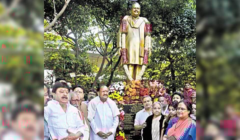 Sridhar Babu, along with former vice-president M Venkaiah Naidu, unveiled a statue of Balasubrahmanyam at the Ravindra Bharati premises.