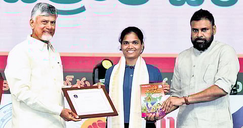 Chief Minister N Chandrababu Naidu and Deputy CM Pawan Kalyan participate in the induction programme of stipendiary cadet trainee constables in Mangalagiri.