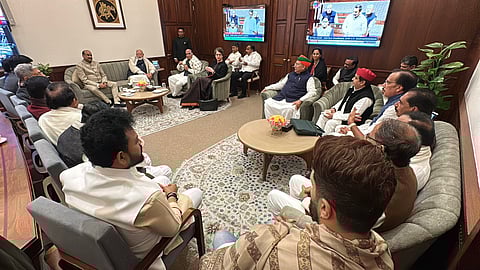 PM Modi meeting with the MPs for tea.
