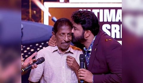 Off-screen too, Mohanlal and Sreenivasan shared a strong camaraderie.