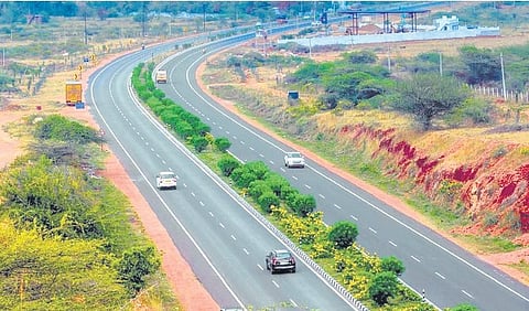 The starting point of the corridor is planned at Mulankuzha near Kottayam on NH 183.