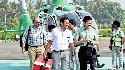 The heart of Kollam resident Shibu being brought to Ernakulam General Hospital for transplantation 