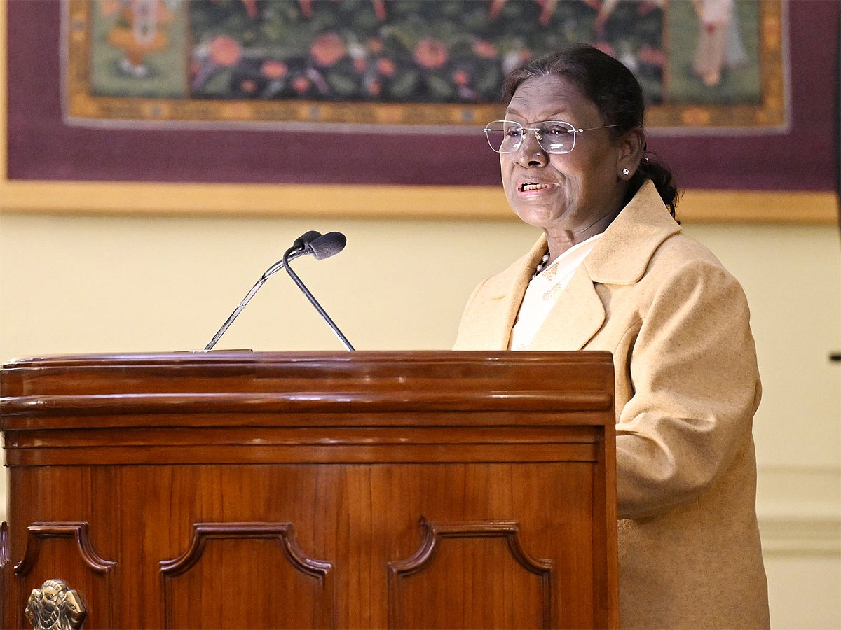 President Droupadi Murmu arrives in Ranchi on three-day Jharkhand visit