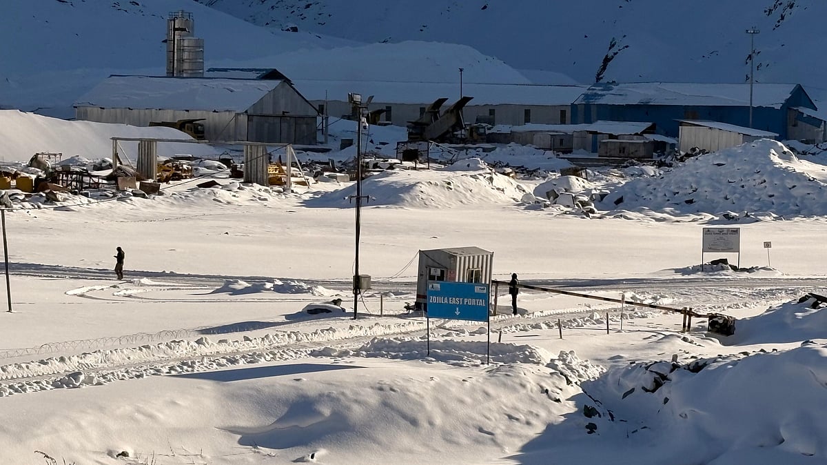 Asia’s longest Zojila tunnel set to achieve breakthrough by mid-2026 as workers defy extreme cold