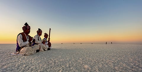 Local musicians in the white desert