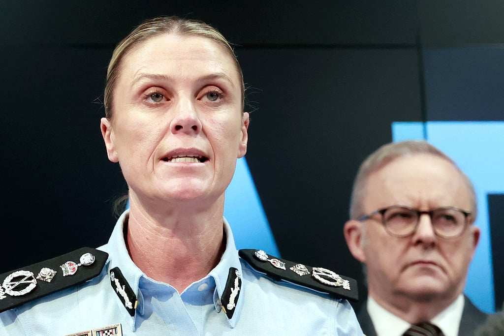 Australian police find no evidence of 'broader terrorist cell' in Bondi Beach shooting