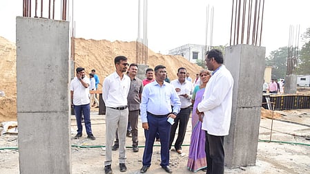 Health Commissioner Veera Pandyan and District Collector Vinod Kumar V made a surprise inspection of the ongoing construction works at Chirala Area Hospital.