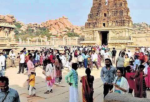 Tourists at Vijay Vittala Temple in Hampi