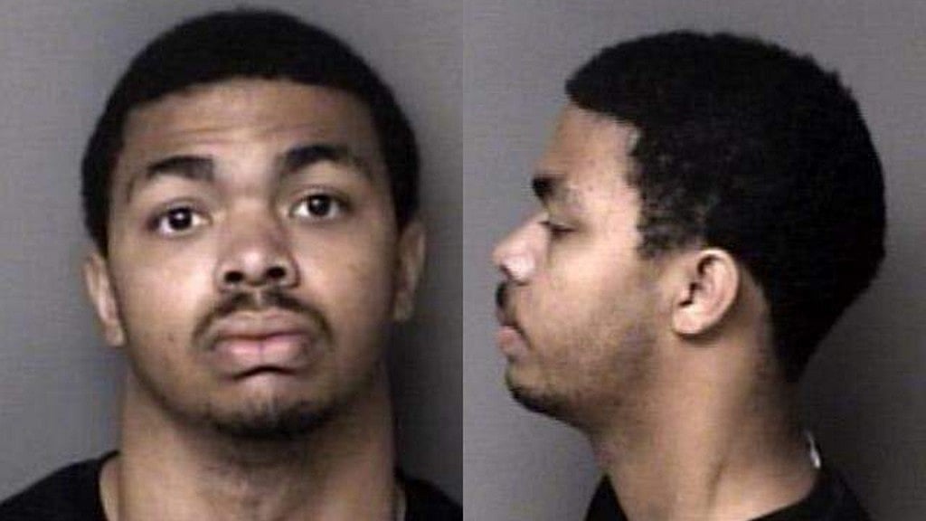 FBI foils 'ISIS-inspired' New Year’s Eve terror plot in North Carolina, 18-year-old held