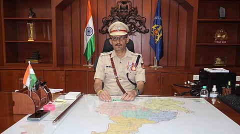 Ballari SP Pavan Nejjur took 
charge on Thursday 