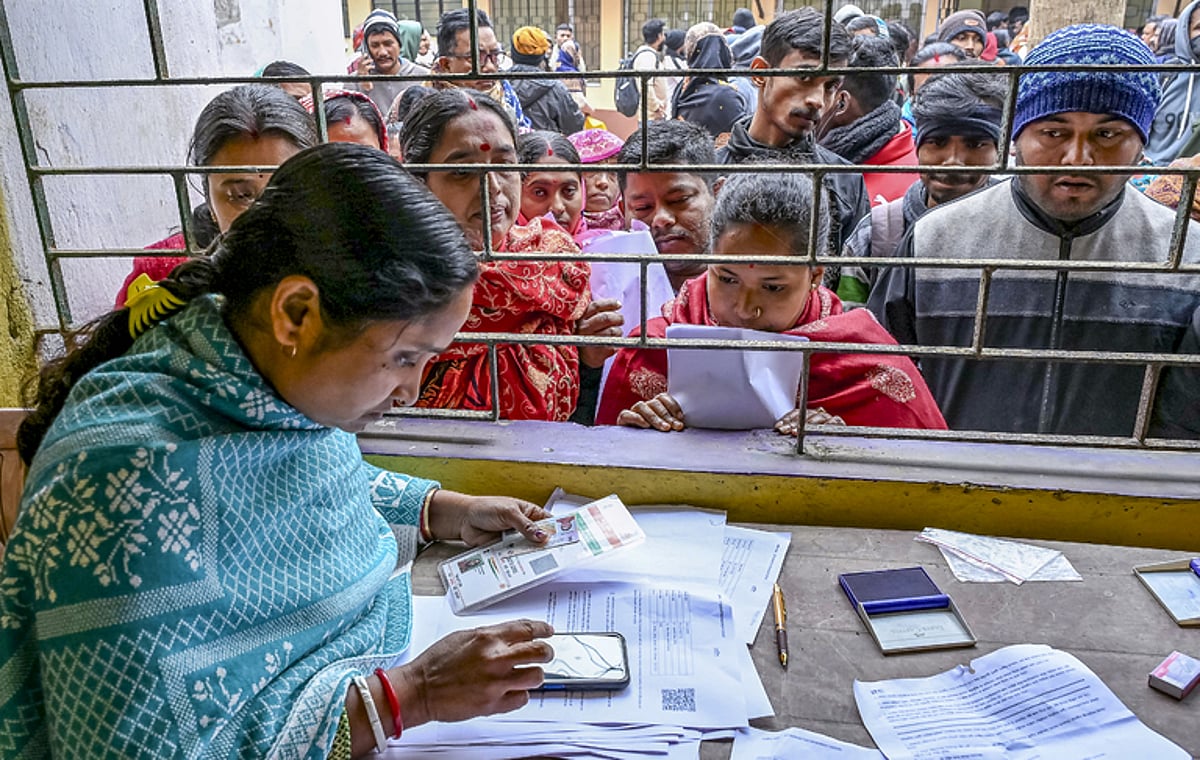 EC asks 22 states, UTs to prepare for next phase of SIR expected in ...