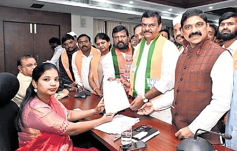 BJP president PVN Madhav personally intervened in several cases by contacting concerned officials over the phone, which drew appreciation from beneficiaries.