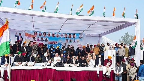 The Congress launched the first phase of the ‘MGNREGA Bachao Sangram’ announced by the party to seek the revival of the rural employment guarantee scheme.