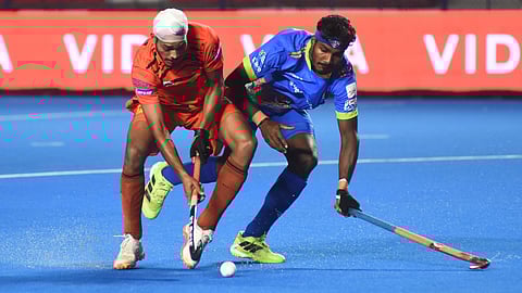Action during the match between Shrachi Bengal Tigers & Vedanta Kalinga Lancers in Chennai