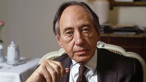 Futurologist Alvin Toffler was highly acclaimed for correctly predicting that the knowledge-based economy would eclipse the post-industrial age