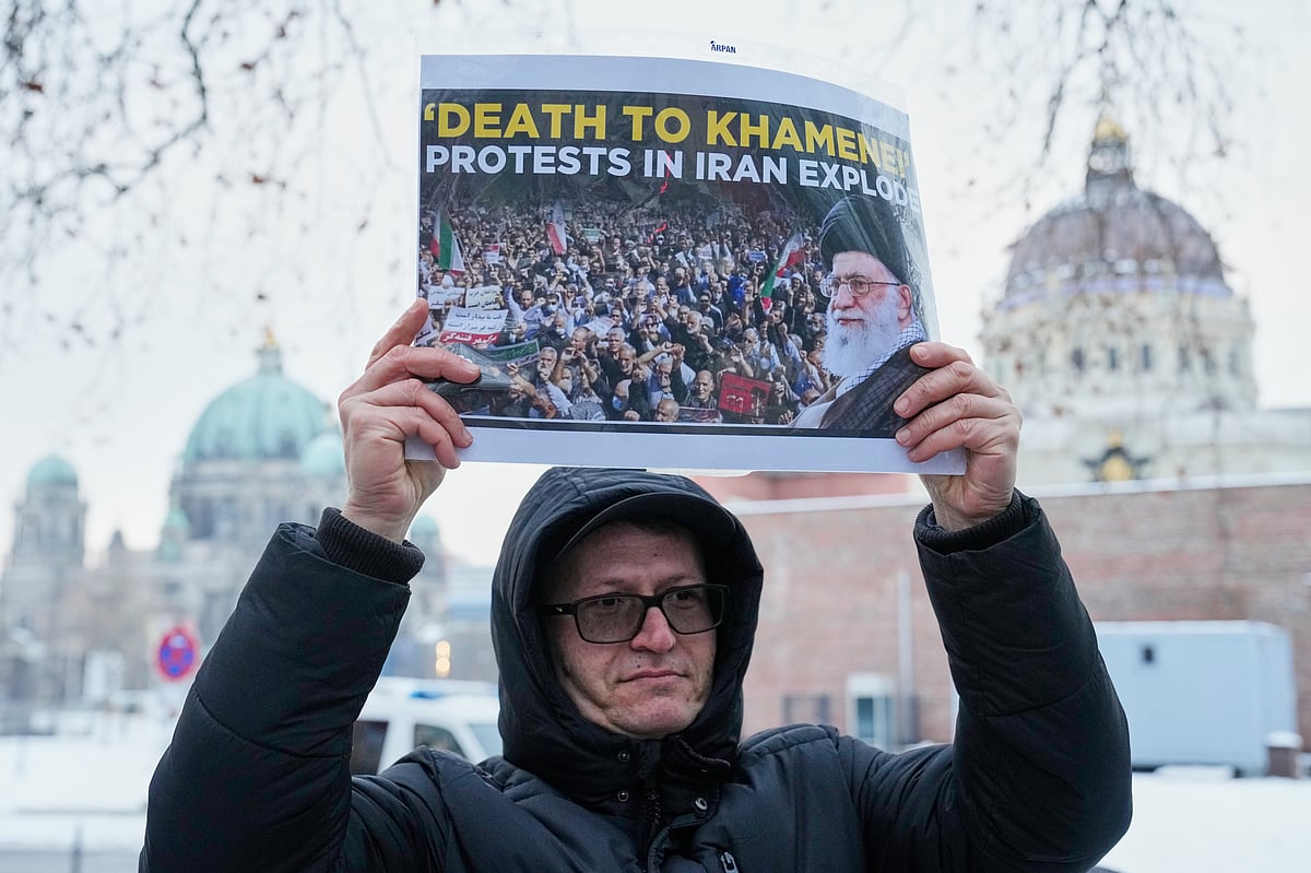 Iran’s supreme leader sets stage for tougher response as protest movement expands