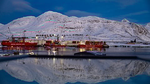  Trump does not appreciate the idea of having China and Russia as neighbours. So he will simply annex Greenland—preferably without bullets. Mr Trump, after all, is anti-war.