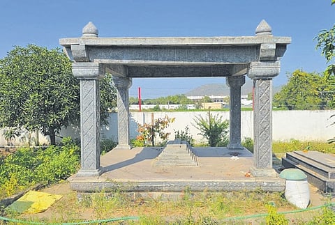 The granite tomb built by Indraiah (inset) at Lakshmipuram