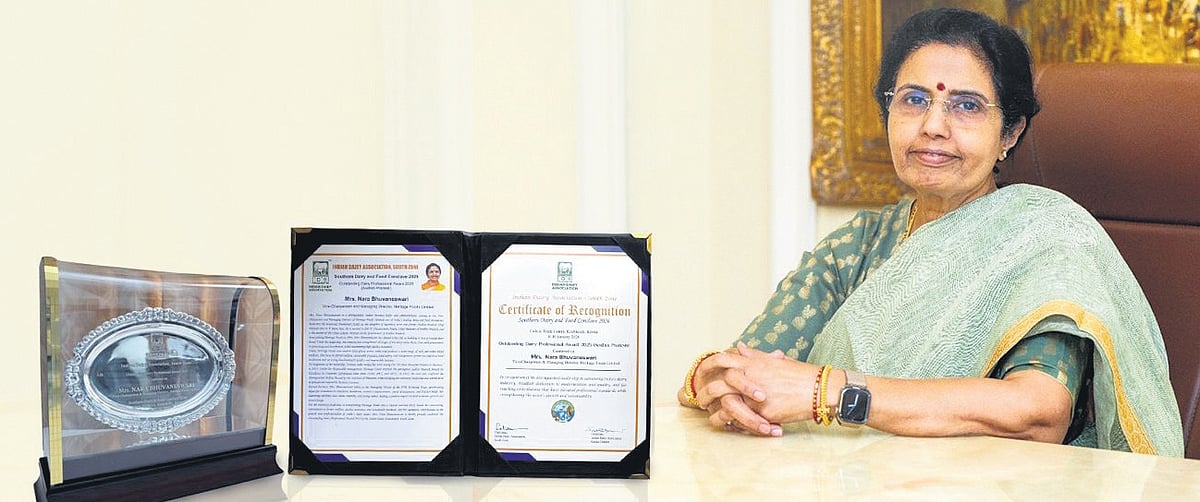 Bhuvaneswari bags IDA’s prestigious Outstanding Dairy Professional Award