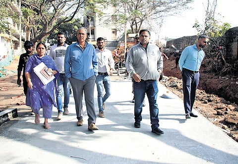 GBA Chief Commissioner Maheswar Rao inspects white-topping works in Bengaluru West City Corporation on Tuesday