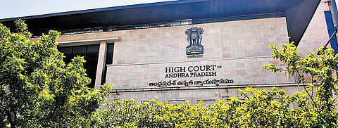 It made it clear that while shifting people from footpaths and public places to shelter homes, officials should not resort to any inhuman practices. 