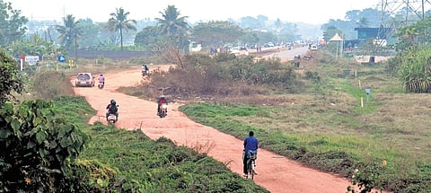 The HMT-NAD stretch of the Seaport Airport Road.
