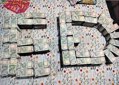 Seized cash from sand mafia in Ganjam 