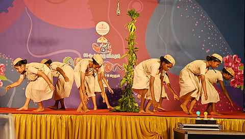 Baker Memorial GHSS, Kottayam, performing Mangalamkali in the HS section at the 64th State School Kalotsav in Thrissur.