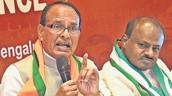 Union Minister Shivraj Singh Chouhan addresses the media in Bengaluru.