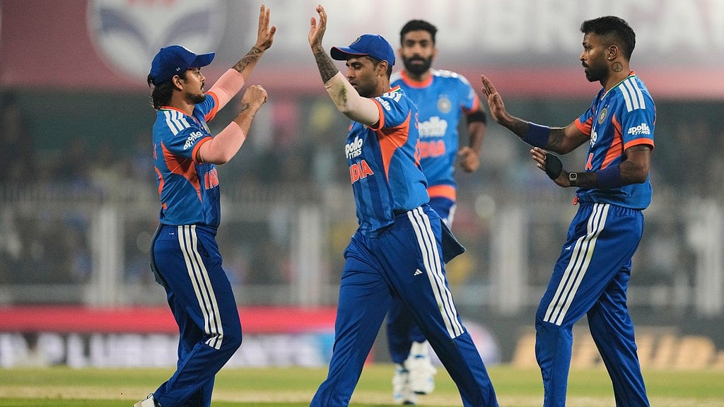 Bishnoi, Bumrah, Hardik choke New Zealand as India restrict visitors to 153/9 in 3rd T20I