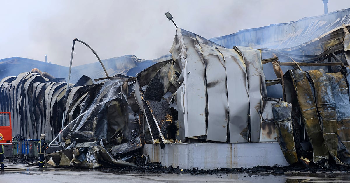 Spaghetti Factory Explosion Explosion at cookie factory in central Greece kills at least four