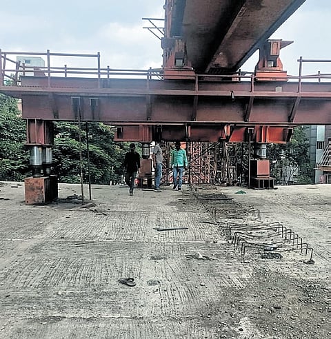 The official further added that the 2.38-km-long flyover on Ejipura Main Road has a total of 762 segments to be cast for the flyover, out of which 645 segments have already been cast. 