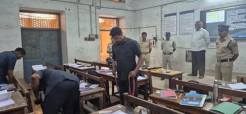 City police along with bomb disposal squads, and sniffer dog teams conducted extensive searches across the Andhra University campus on a bomb threat.