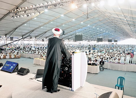 Grand Mufti of Iraq Dr Rafi Taha Al-Rifa’i inaugurating the camp held as part of the Samastha Kerala Jem-iyyathul Ulama centenary conference in Kuniya, Kasaragod