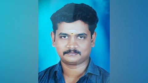 M Dhanasekarapandian alias Senthil was the union president of AIADMK youth and women's wing in Samanatham. 