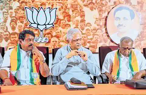 BL Santhosh, BJP’s national general secretary (organisation), chairing a meeting of party functionaries in charge of constituency-wise campaign 
