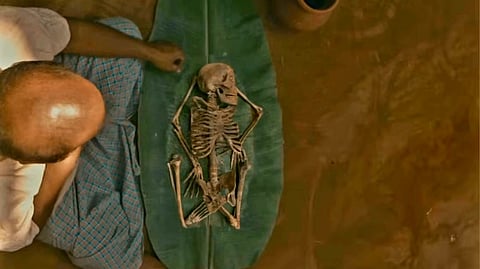 A still from Eater Eaten