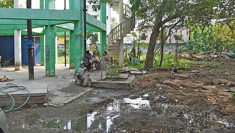 The Zone III office at Ariyamangalam is suffering acute space shortage and inadequate infrastructure, say the public and staff.