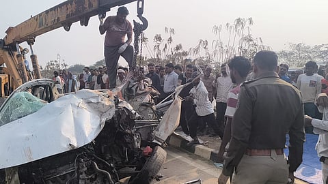 The car collided with a truck parked on the side of the National Highway in Dhamtari