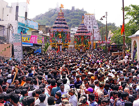 Religious and cultural programmes continued throughout the night, with Anna Prasadam, hot milk, and drinking water distributed to devotees. 