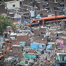 Residents are expected to approach local authorities seeking clarification, relief or rehabilitation, even as the prospect of eviction raises concerns. 