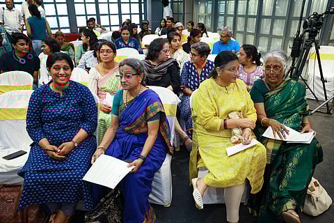 Buzzing in all the ladies for the Purple Riband Quiz