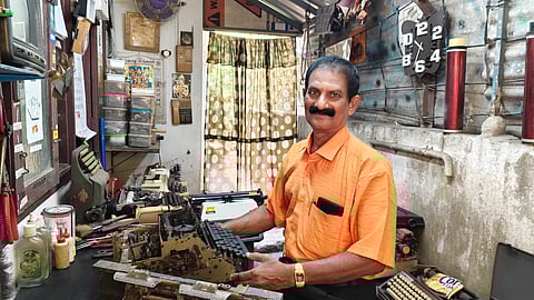 Meet the clickety-clack man of Kochi