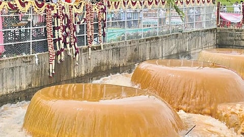 The Yettinahole drinking water project aims to divert 24.1 tmcft of floodwaters from the Western Ghats